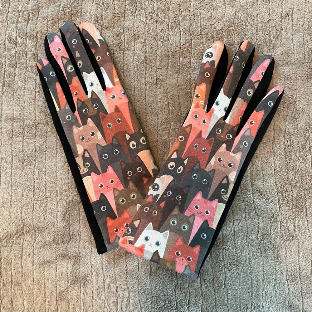 Colorful Cat Pattern Gloves - Picture 2 of 3